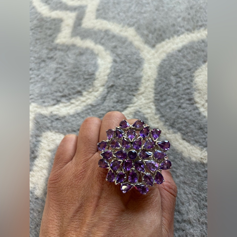 Elegant Purple Gemstone Ring